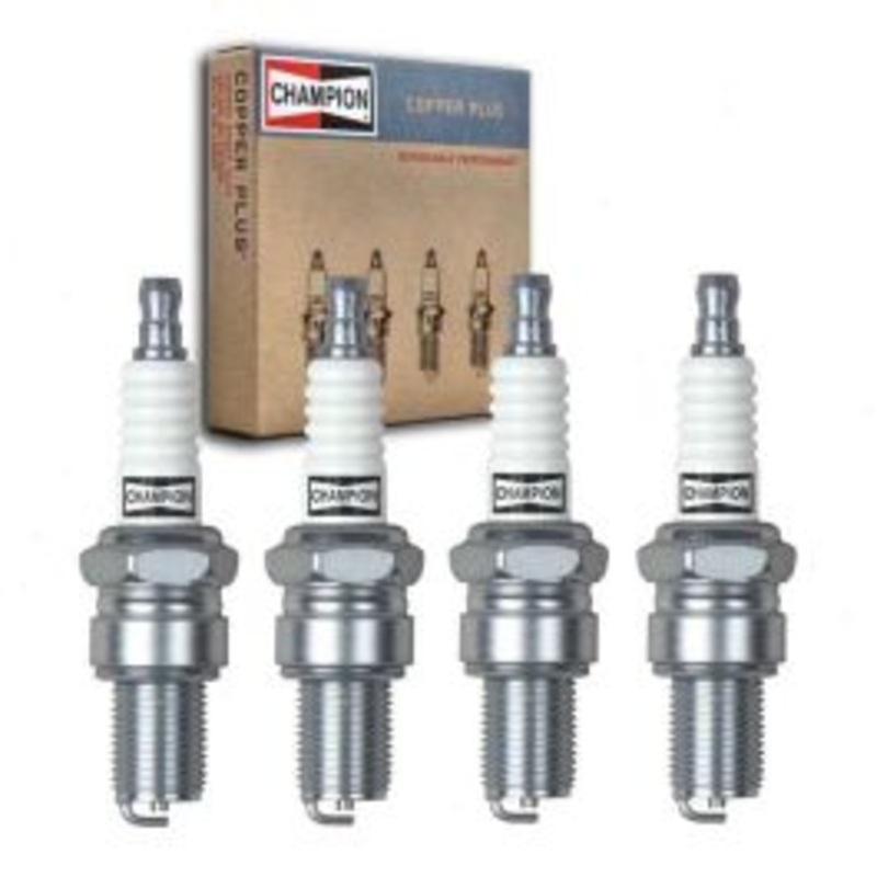 4 pc Champion Copper Plus Spark Plugs for 1961 Morris Cambridge 1.5L L4