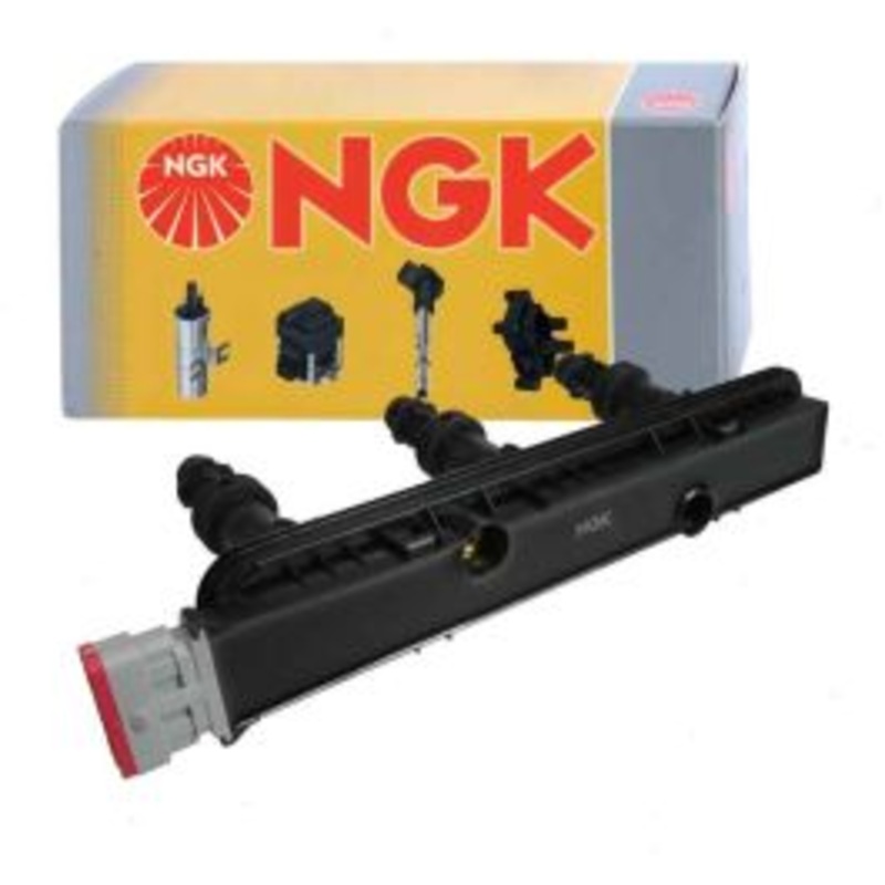 NGK Ignition Coil for 2000 Saturn LS2 3.0L V6