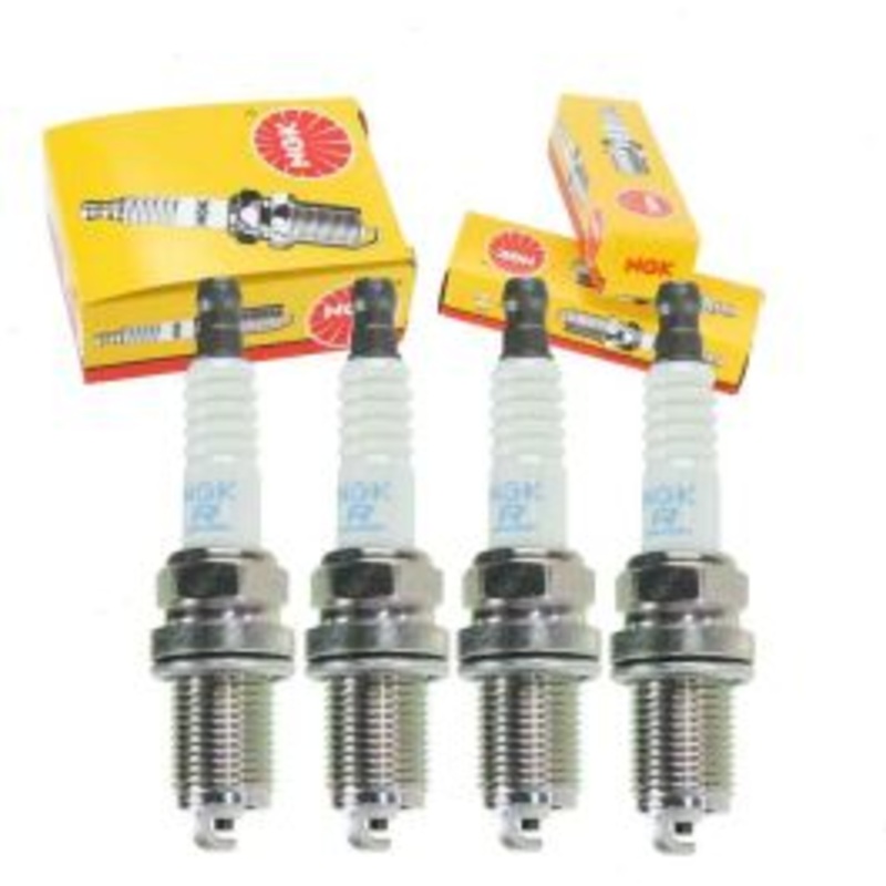 4 pc NGK Standard Spark Plugs for 1989-1991 GMC Tracker 1.6L L4