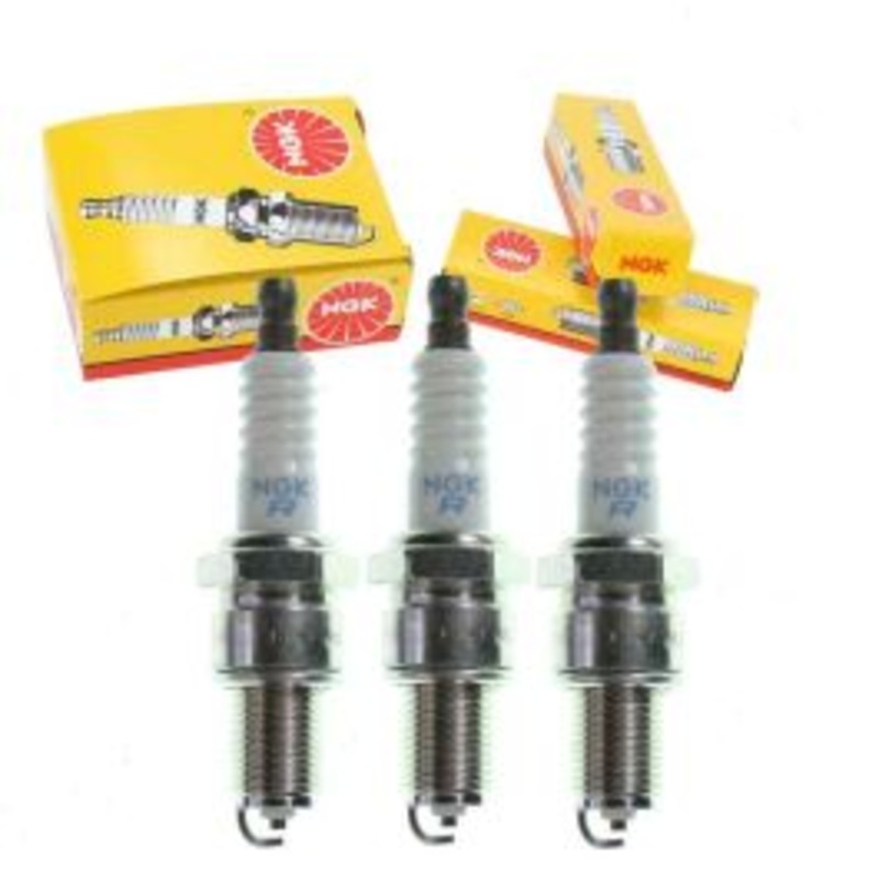 3 pc NGK Standard Spark Plugs for 1987-1995 Subaru Justy 1.2L L3