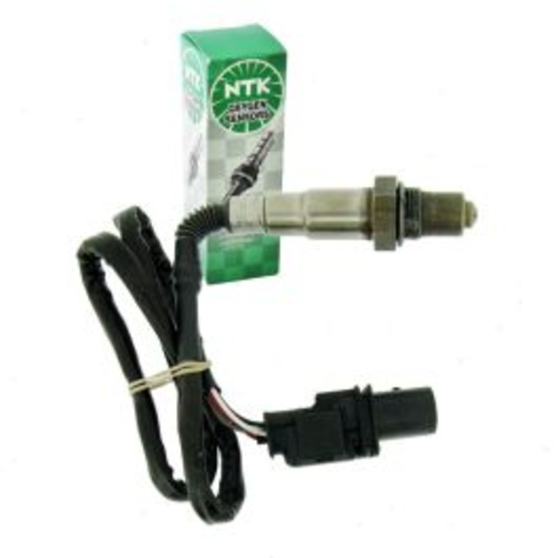NGK NTK Upstream Right Air Fuel Ratio AFR Sensor for 2007-2010 BMW X5 4.8L V8