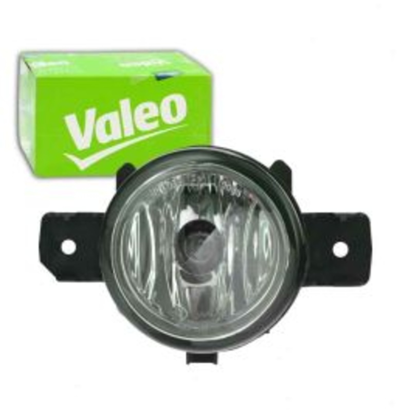 Valeo Front Right Fog Light for 2008-2015 Nissan Rogue