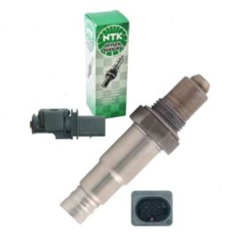 NGK NTK Upstream Right Air Fuel Ratio Sensor for 2013-2016 Mercedes-Benz GL450 3.0L 4.6L 4.7L V6 V8