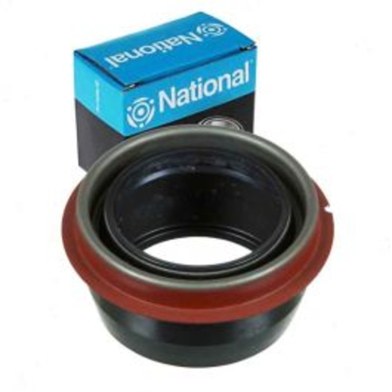 National Rear Transfer Case Output Shaft Seal for 1999-2000 Cadillac Escalade