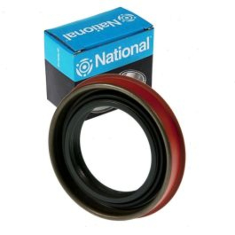 National Front Outer Differential Pinion Seal for 2007 GMC Sierra 3500 Classic